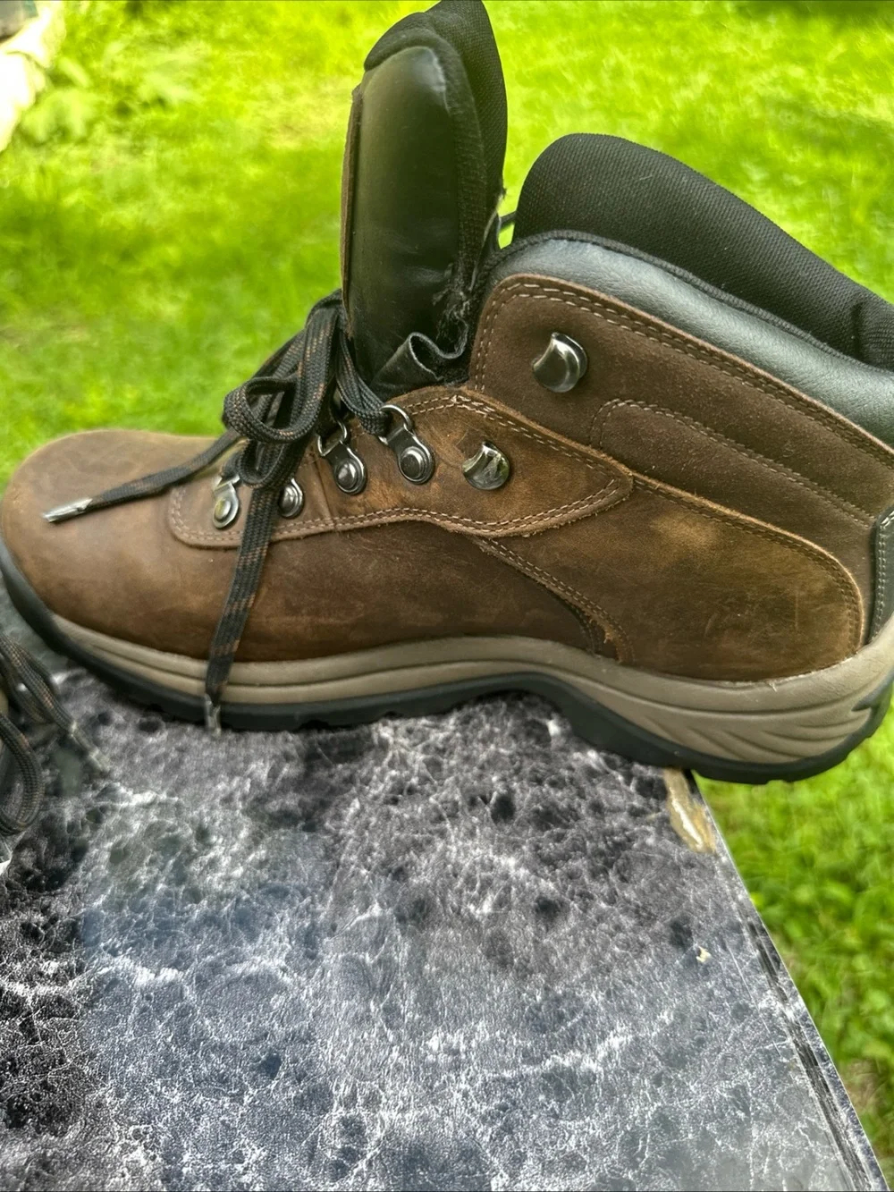 Timberland Brown Leather Hiking Boots with Black Padded Collar